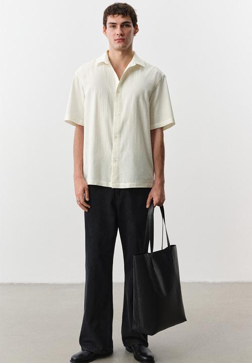 H&M - Regular fit textured shirt - cream