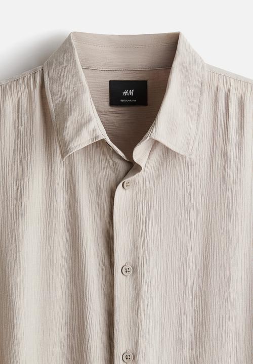H&M - Regular fit crinkled shirt - beige