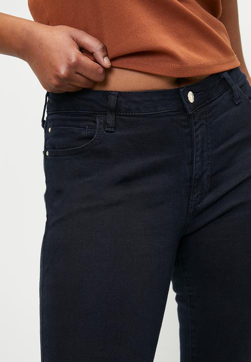 GUESS - Sa Curve Mid Rise - Dark Wash