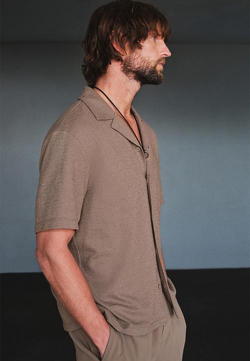 H&M - Regular fit jersey resort shirt - dark beige
