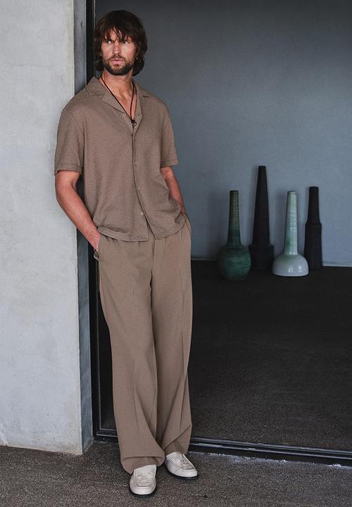 H&M - Regular fit jersey resort shirt - dark beige