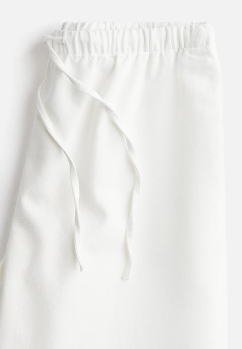 H&M - Feather soft denim drawstring trousers - cream