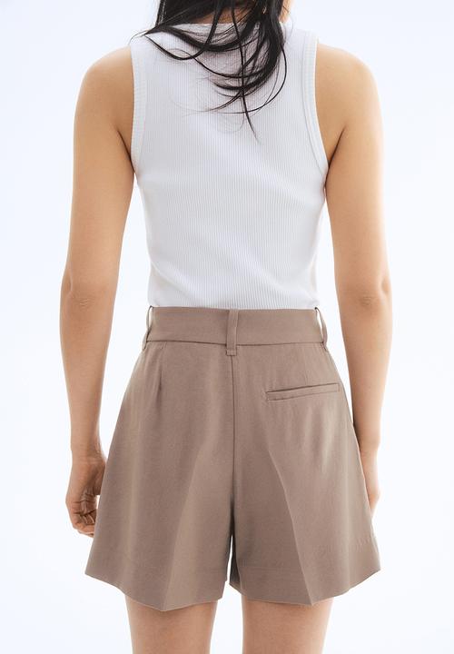 H&M - Tailored shorts - dark beige