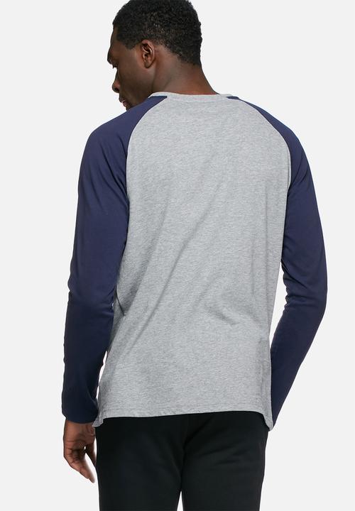 PUMA - Archive raglan tee