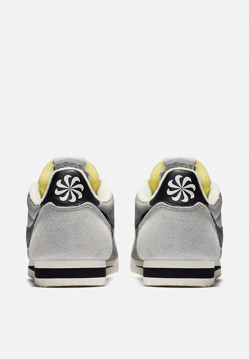 Nike - Classic Cortez Nylon AW