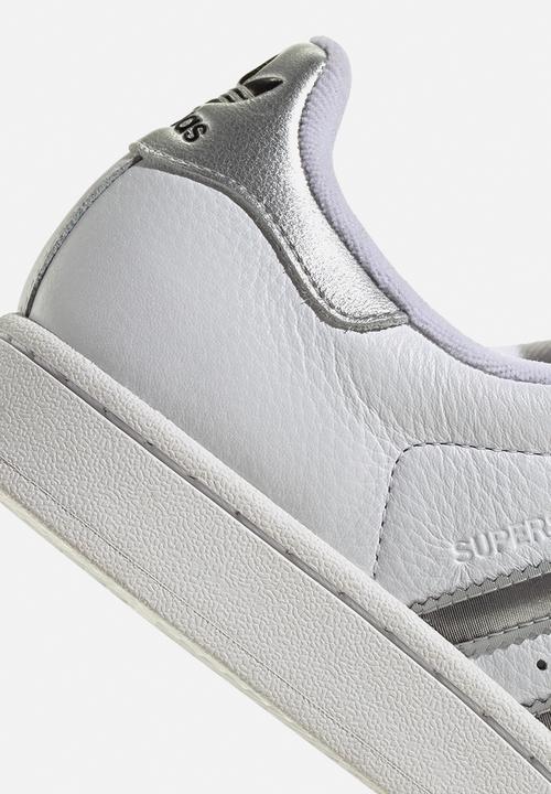 adidas Originals - Superstar ii w - ftwr white/matte silver/core black