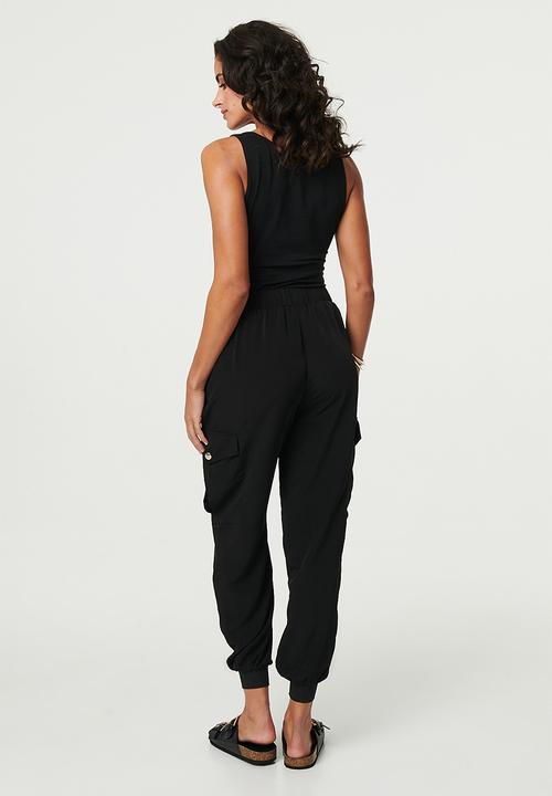 Izabel London - Capri length ribbed and cuffed cargo suit pant - Black