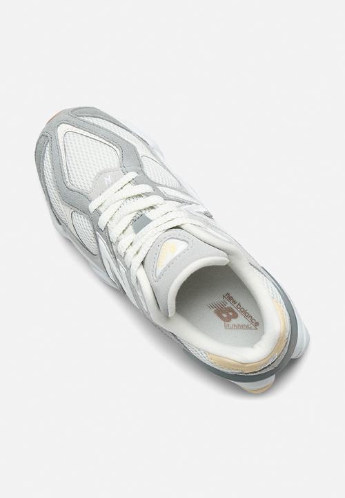 New Balance  - 9060 V1 grade school - sea salt