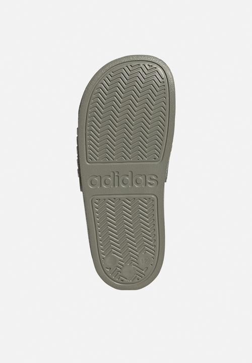 adidas Performance - Adilette Shower K - silpeb/silpeb/ftwwht