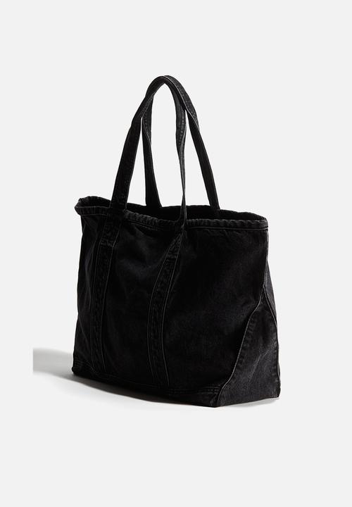 H&M - Washed-look denim shopper - black