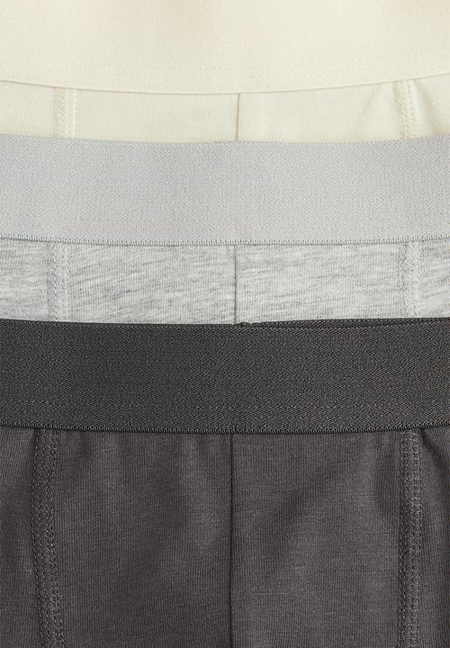 H&M - 3 pack trunks - grey & dark grey