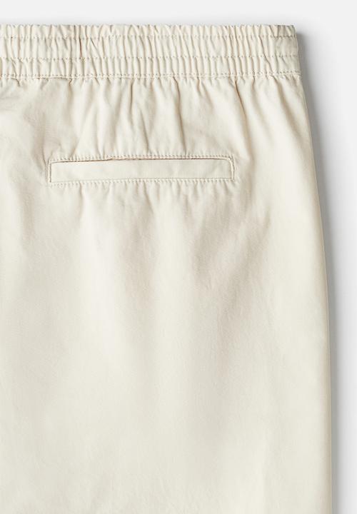 H&M - Regular fit canvas shorts - light beige