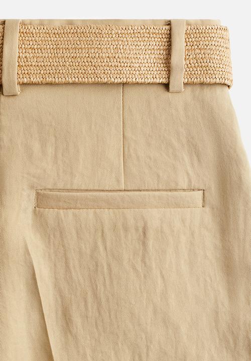 H&M - Belted twill shorts - beige