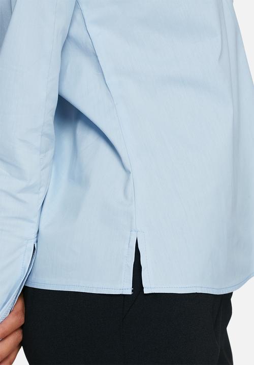 dailyfriday - Woven fluted sleeve top