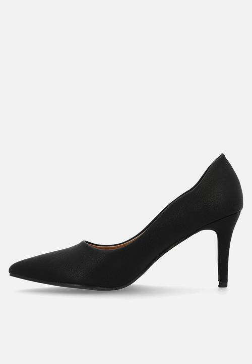 Madison® - Penny scalloped heel - black
