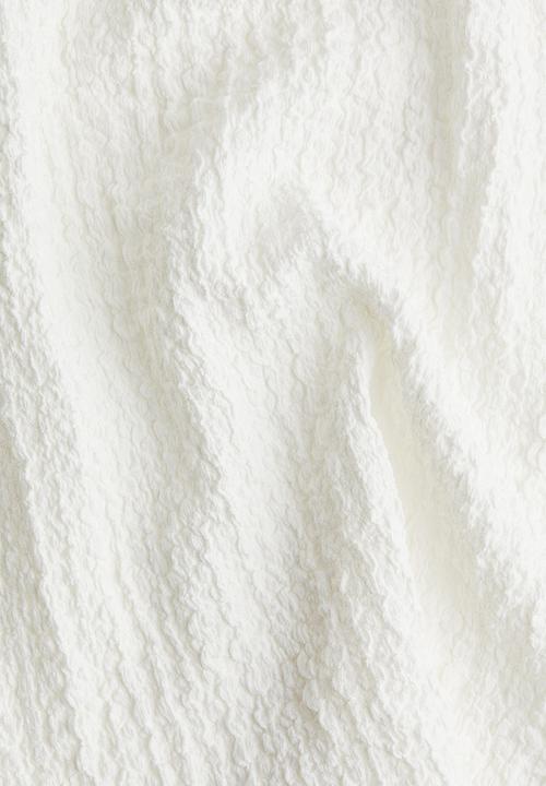 H&M - Overlock-detail crinkled top - cream