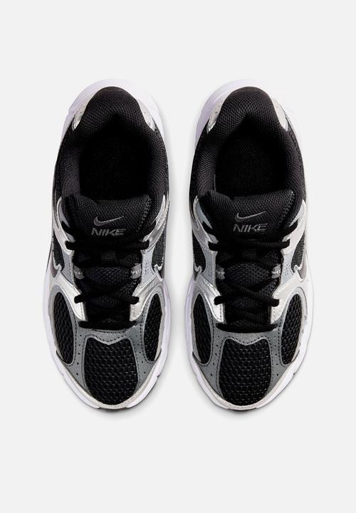 Nike - Nike V5 Rnr Grade School