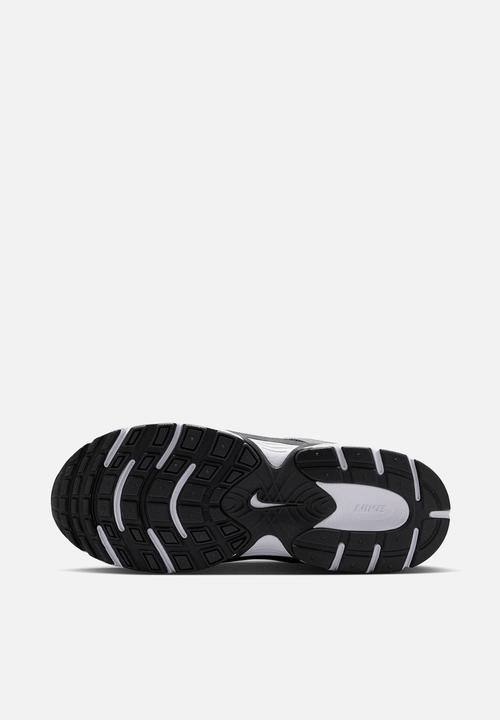 Nike - Nike V5 Rnr Grade School