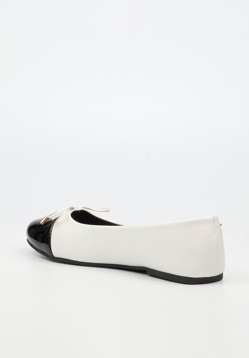 Miss Black - Ayanda 3 pump - white combo