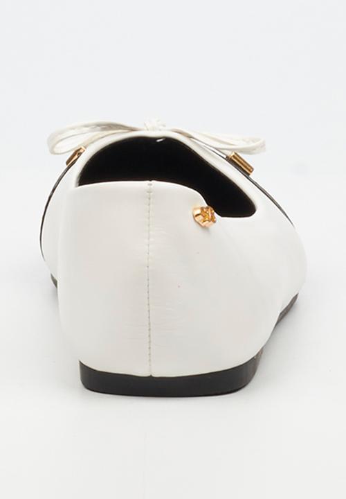 Miss Black - Ayanda 3 pump - white combo
