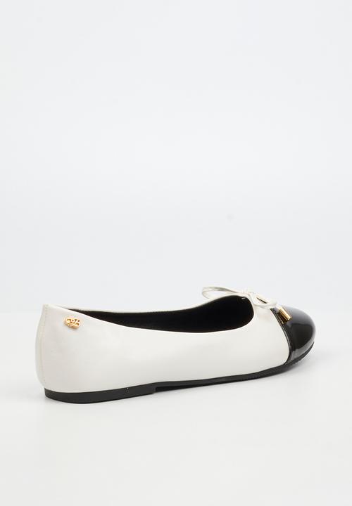 Miss Black - Ayanda 3 pump - white combo