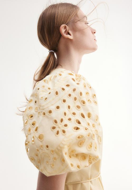 H&M - Broderie anglaise-sleeved dress - pale yellow