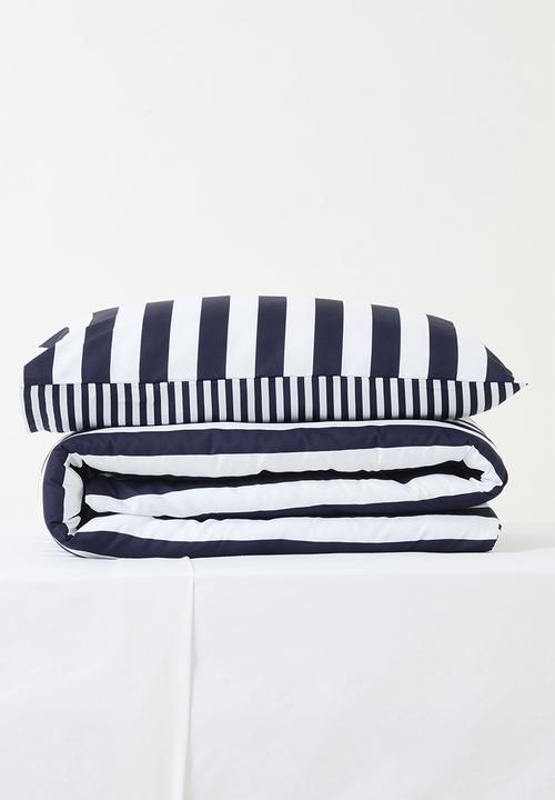 Sixth Floor - Stripe duvet cover - Navy