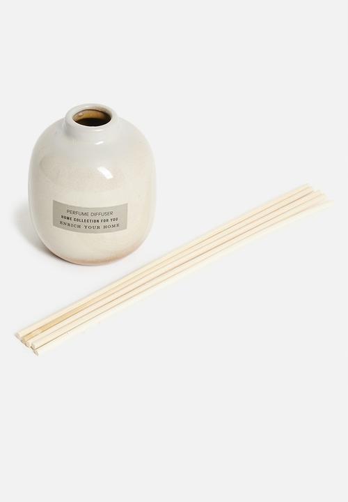 H&S - Gardenia reed diffuser