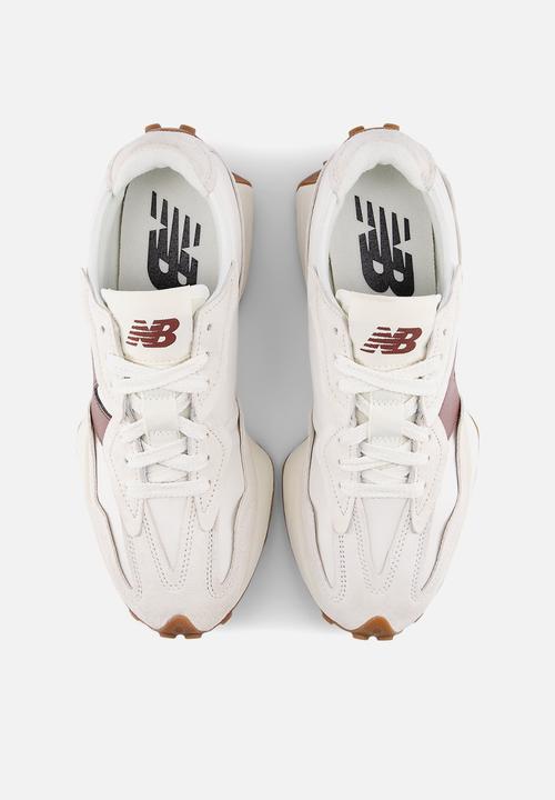 New Balance  - 327 v1