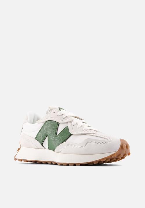 New Balance  - 327 v1