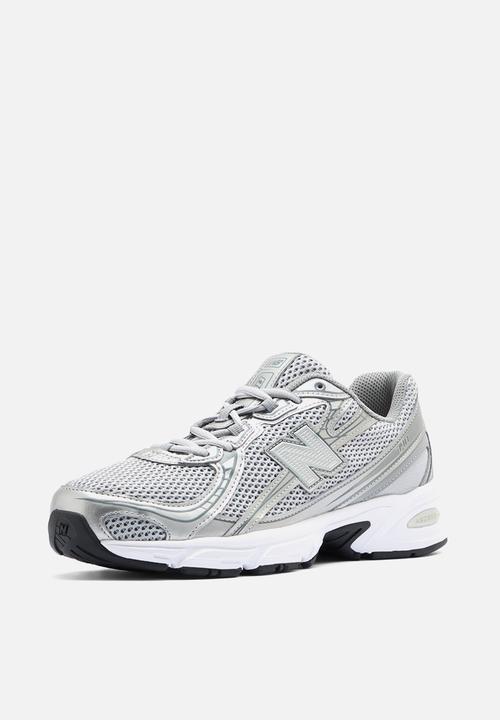New Balance  - U740V2 - grey