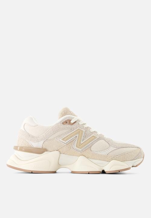 New Balance  - 9060
