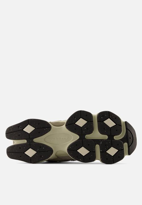 New Balance  - 9060