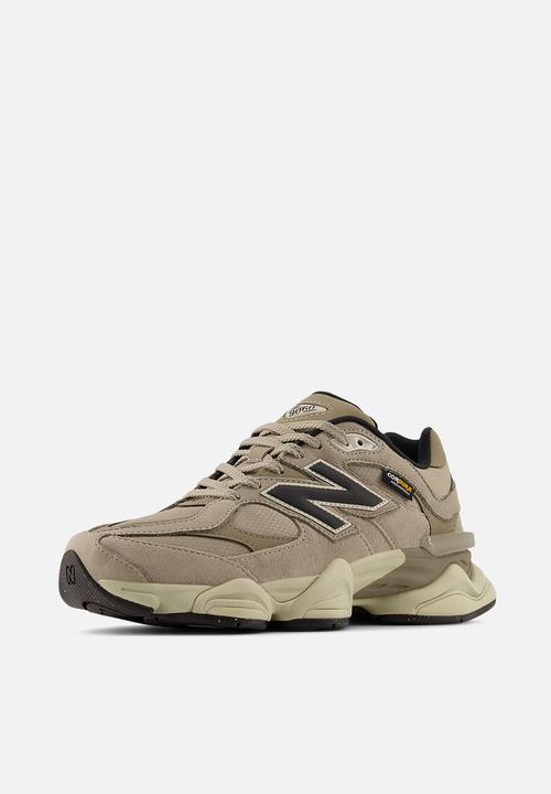 New Balance  - 9060