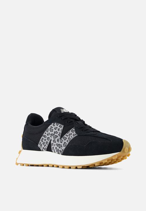 New Balance  - 327 v1