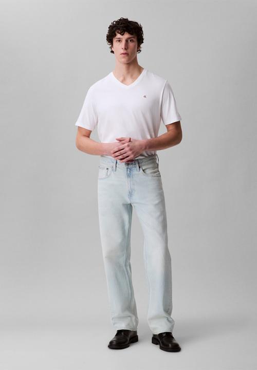 Calvin Klein - Ss Smooth Cttn Solid Vneck Tee - Brilliant White