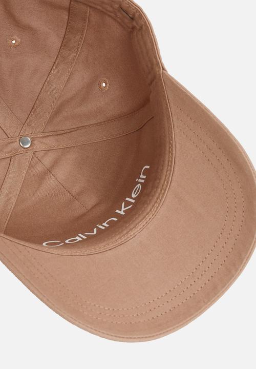 Calvin Klein - Calvin Embroidery Bb Cap - Fossil