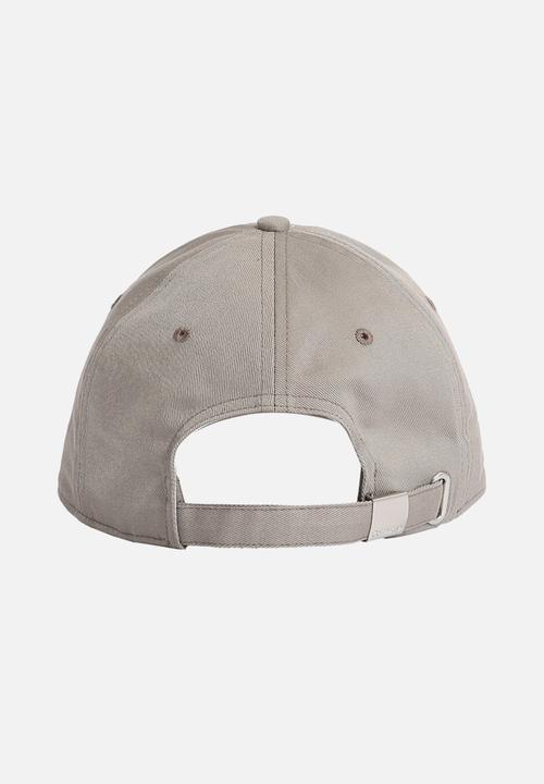 Calvin Klein - 6 Panel Sm Monologo Patch Cap - Crockery