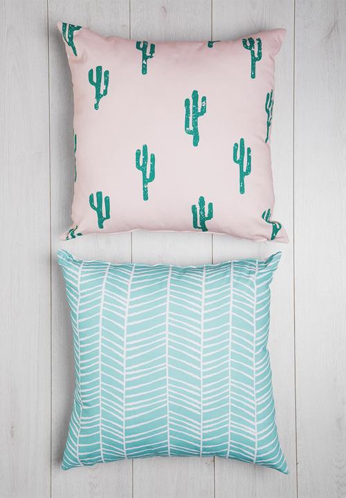 Sixth Floor - Chevron printed cushion