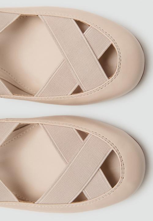 MANGO - Swan pump - light beige