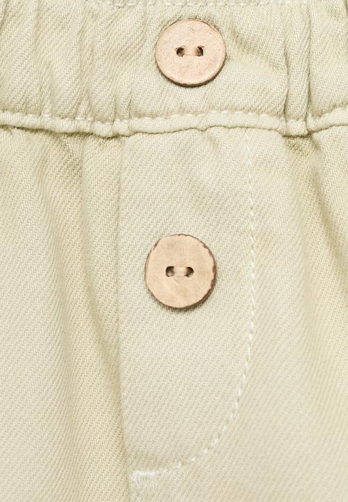 MANGO - Shorts Amanda - Light/Pastel Green