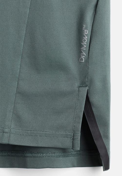 H&M - Regular fit sports top with drymove™ - green