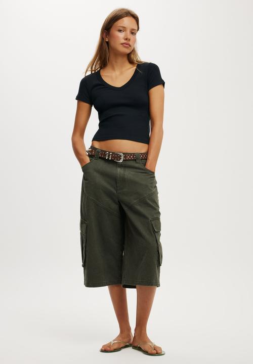 Cotton On - Goldie Rib V Neck Short Sleeve - Black