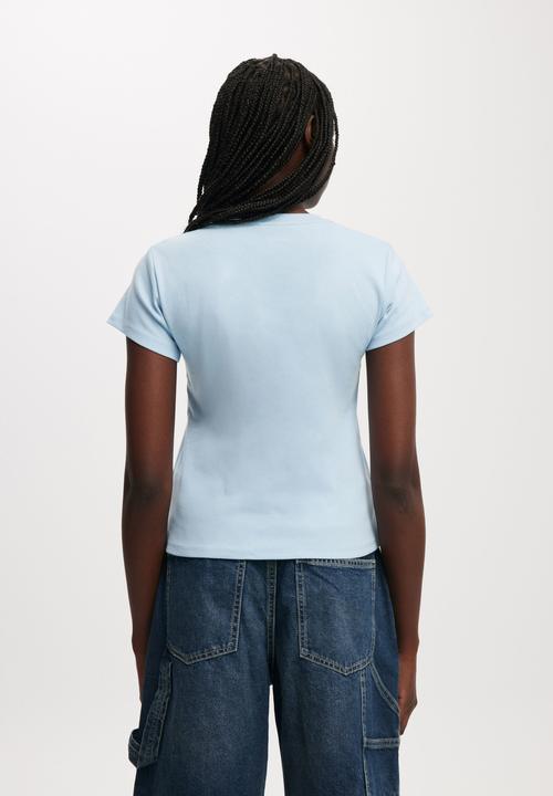 Cotton On - 90s baby tee - serene blue