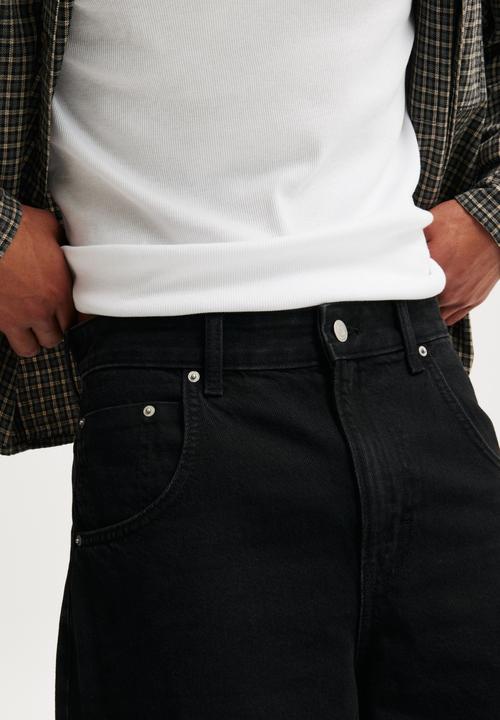 Cotton On - Y2K Super Wide Jort - Dire Black