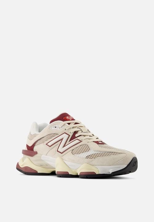 New Balance  - U9060 v3