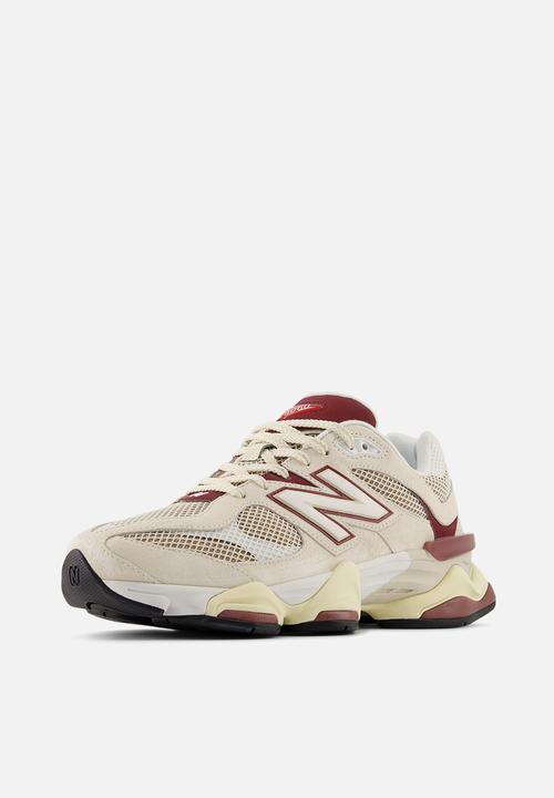 New Balance  - U9060 v3