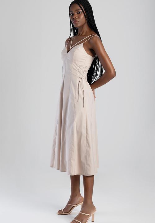 SISSY BOY - Fit And Flare Midi Dress With A V-Neckline And Strap Details - Stone
