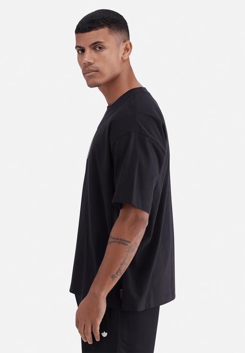 adidas Originals - Leo 1 Tee - Black