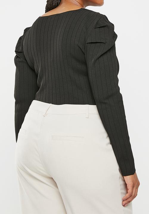 Trendyol - Plus watermelon sleeve knit top - black